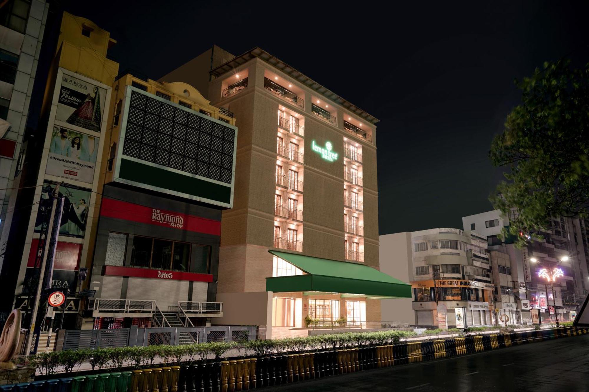 Lemon Tree Hotel, Rajkot Exterior photo